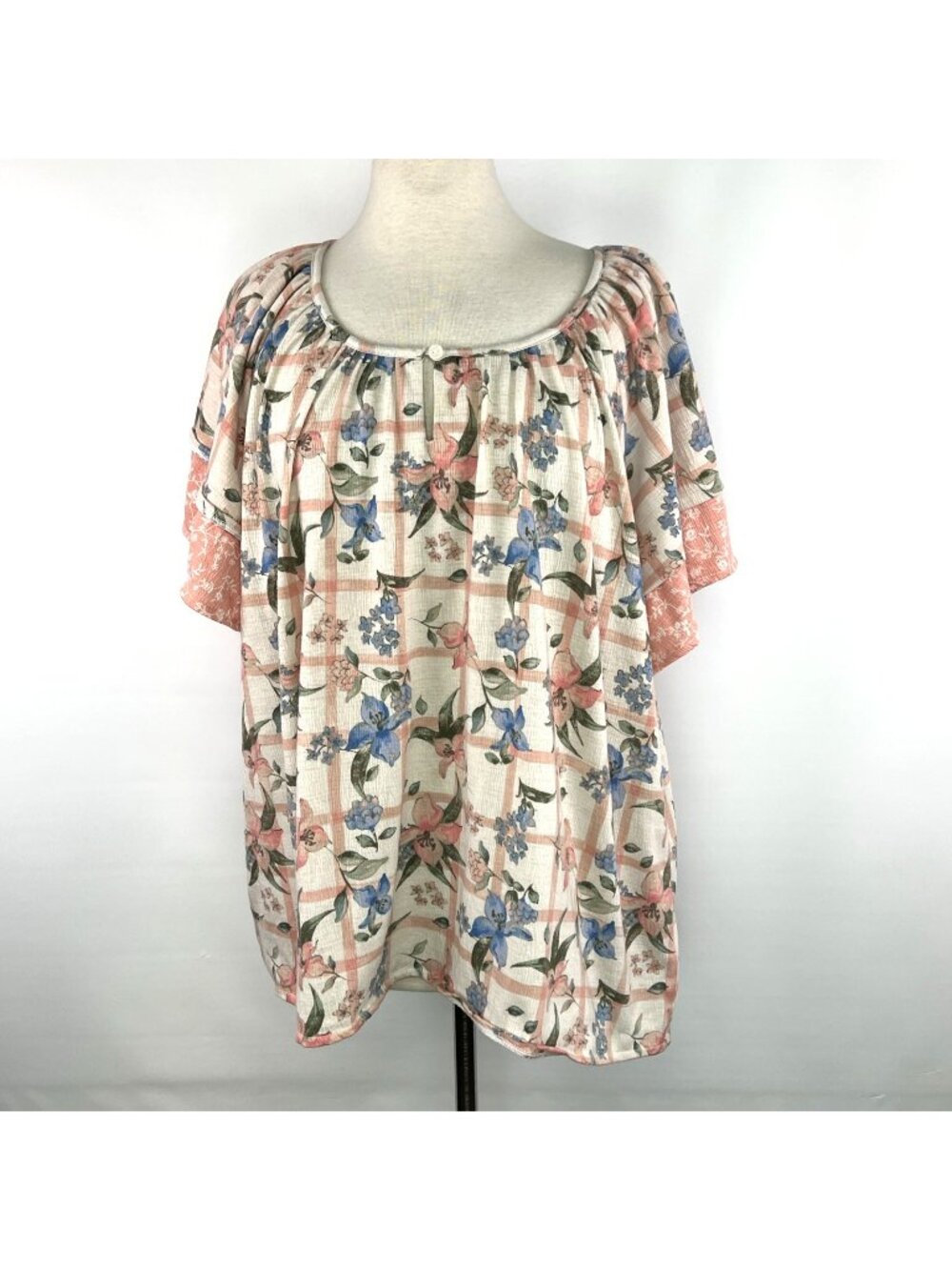 Cato Floral Size 18/20W Pink and Blue Keyhole Neck Flutter Sleeves Top Stretch